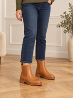 Vaynis — Bottines Chelsea Émilie Camel, vue portée